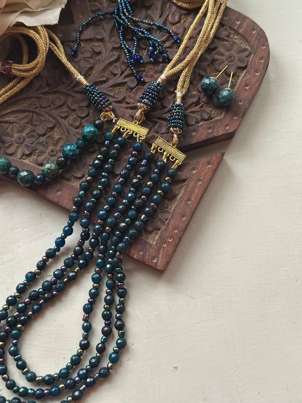 MORPICH SET [INCLUDES MALA, CHOKER WITH EARSTUDS]