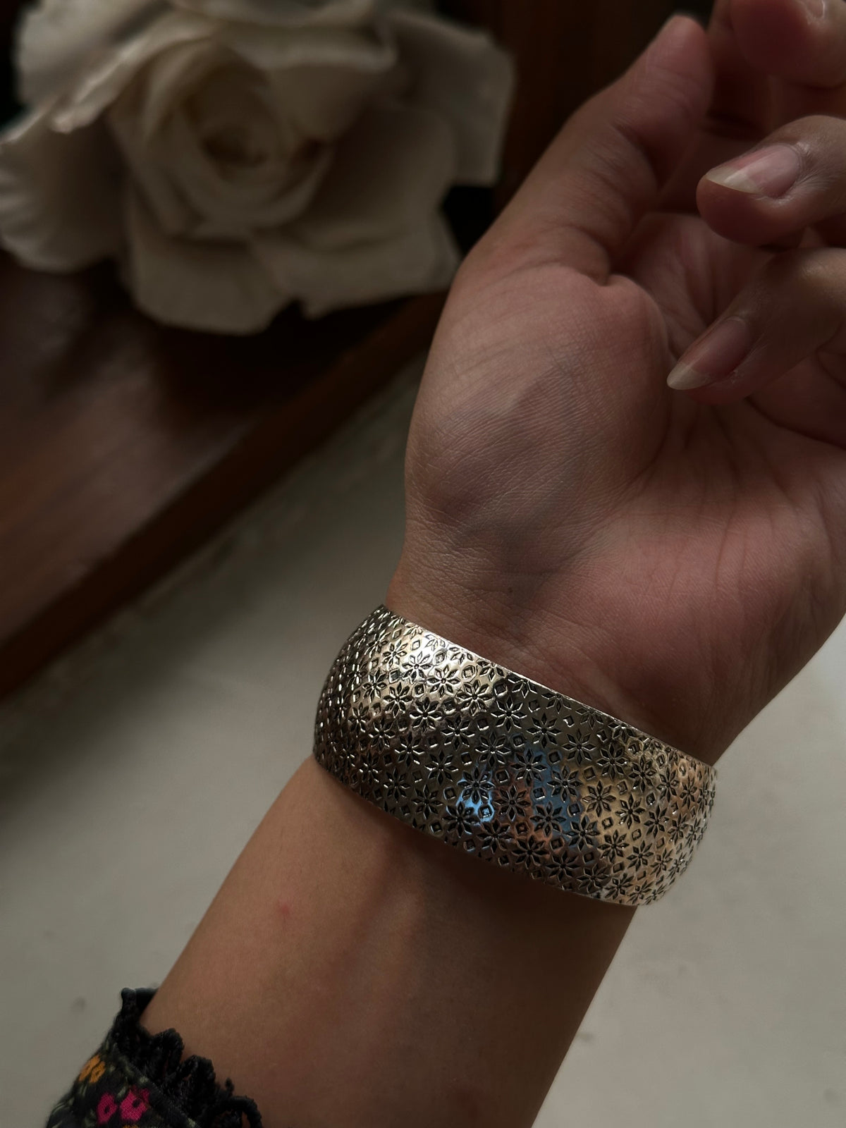 MAHGUL HANDCUFF