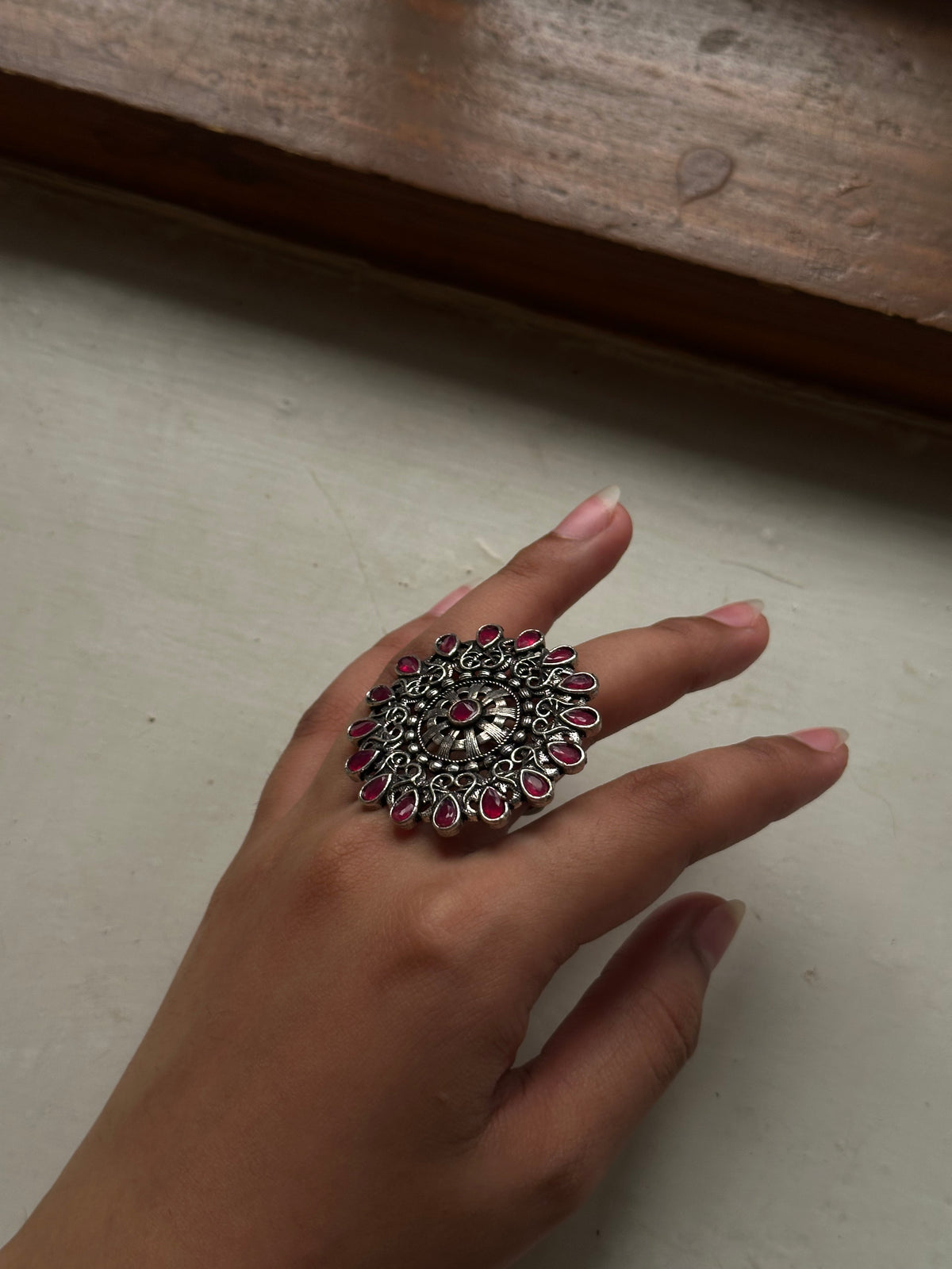 GUL MEENA RING [RED STONES]