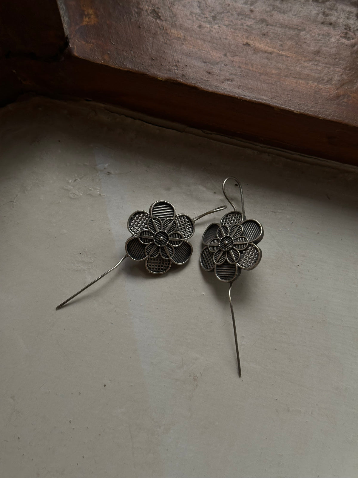 SHAB GUL EARCUFFS