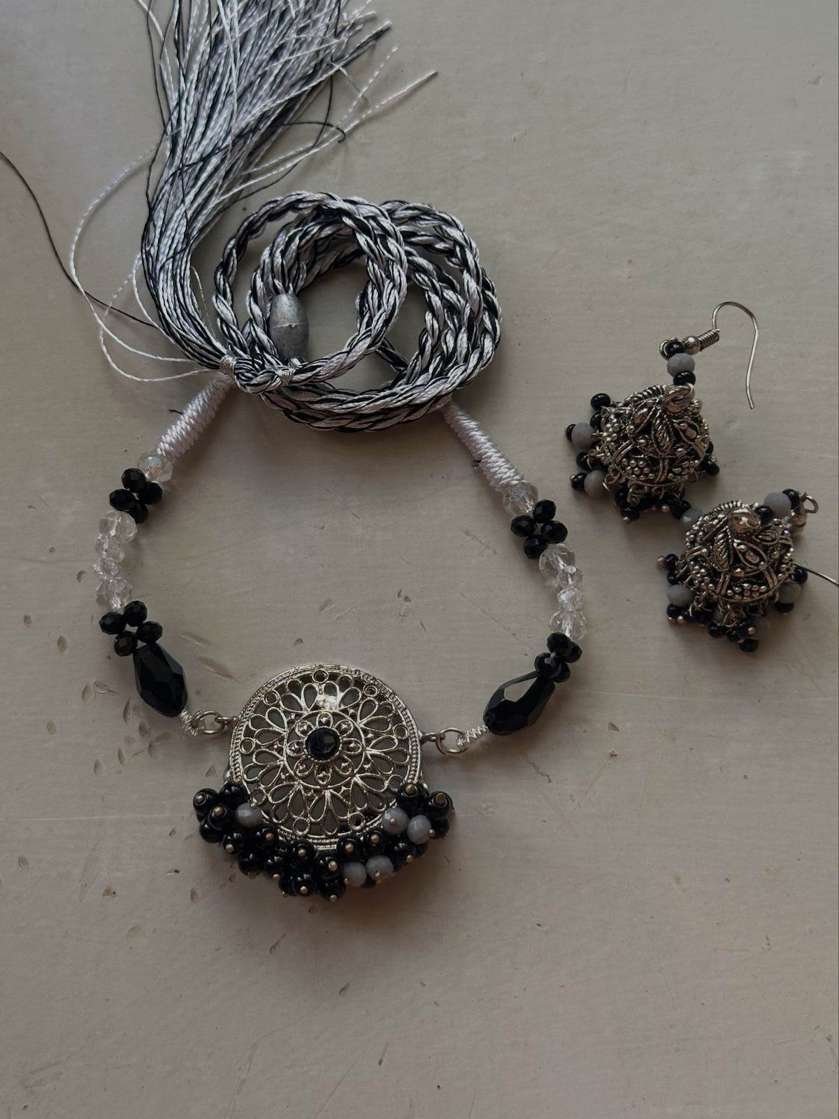 GUL E SIYAH SET [NECKPIECE WITH JHUMKI]