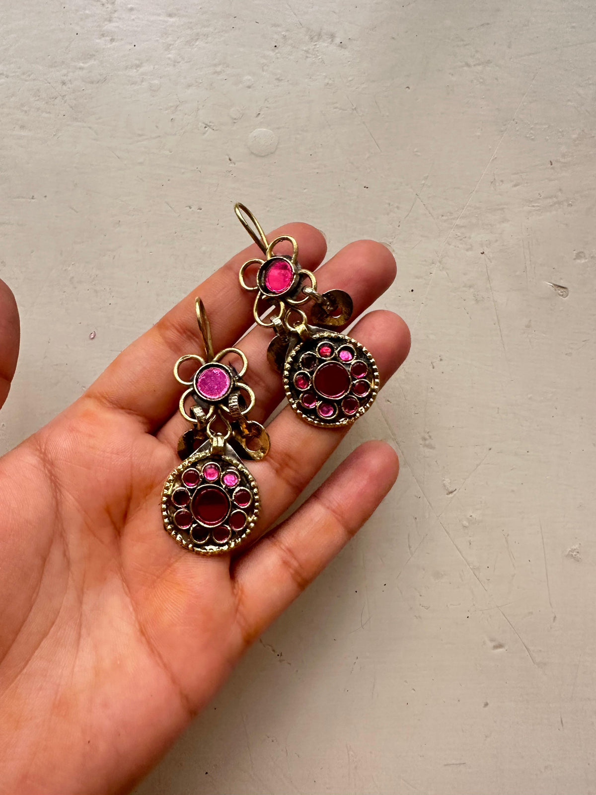 GULNAWA EARRINGS [PINK]