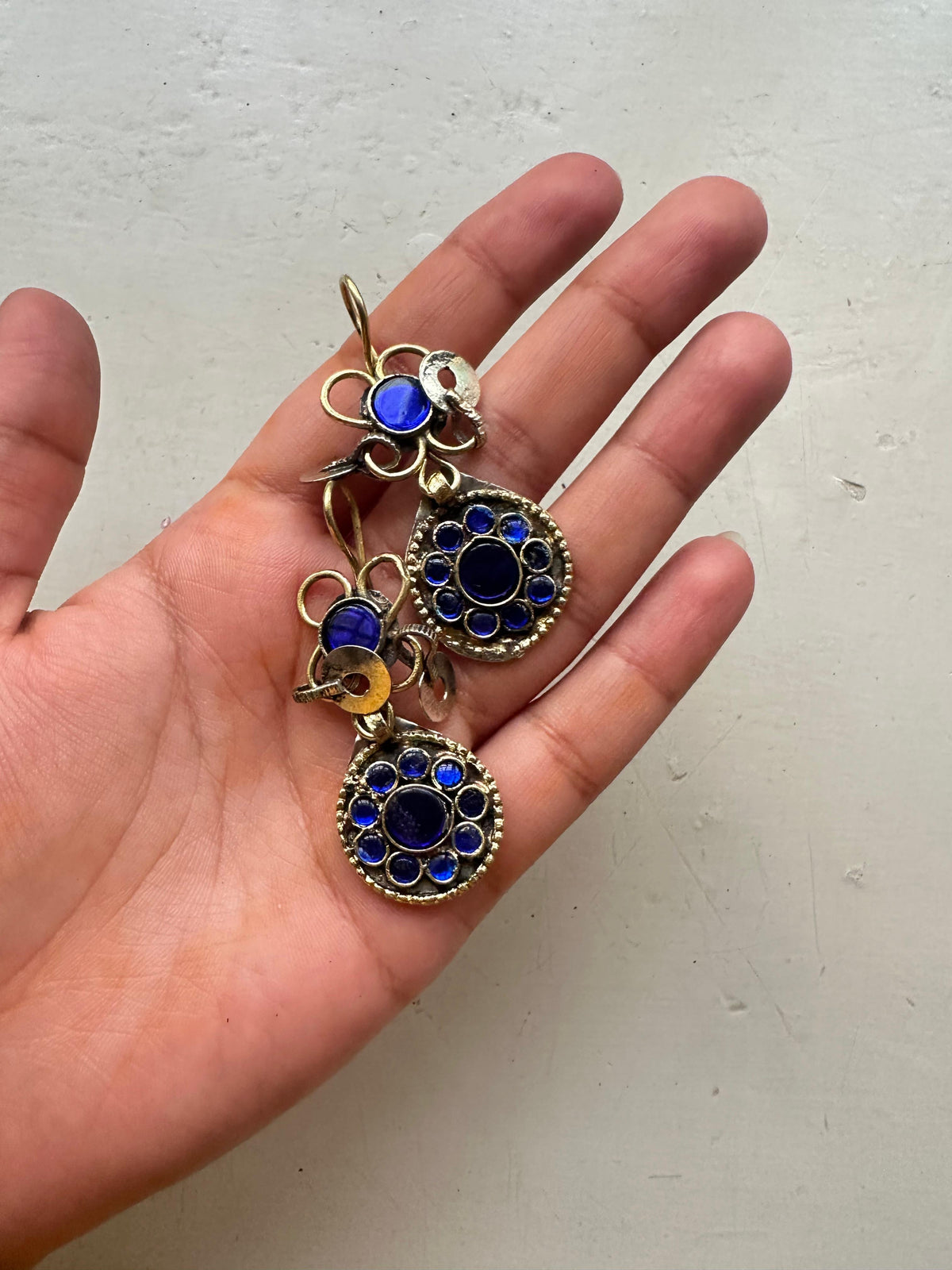 GULNAWA EARRINGS [BLUE]