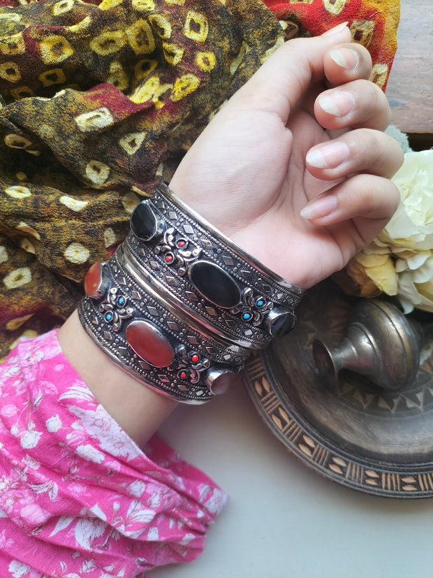 Traditional Nepali Hand cuff(Brown only)