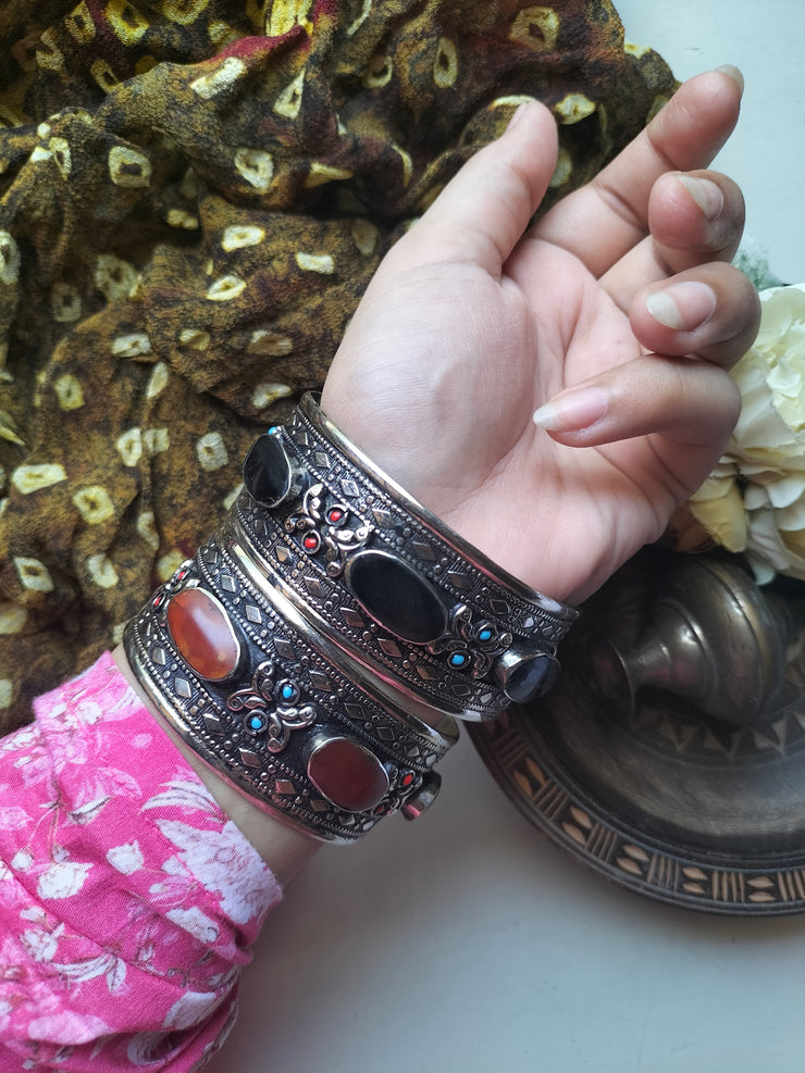 Traditional Nepali Hand cuff(Brown only)